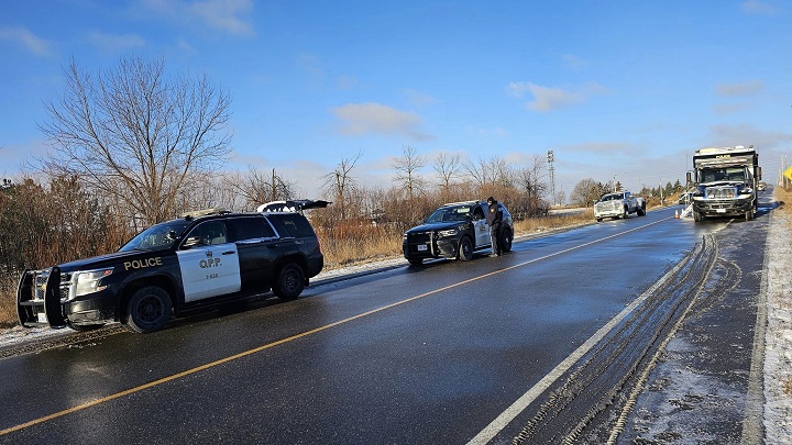 Един човек е загинал а други четирима са откарани в