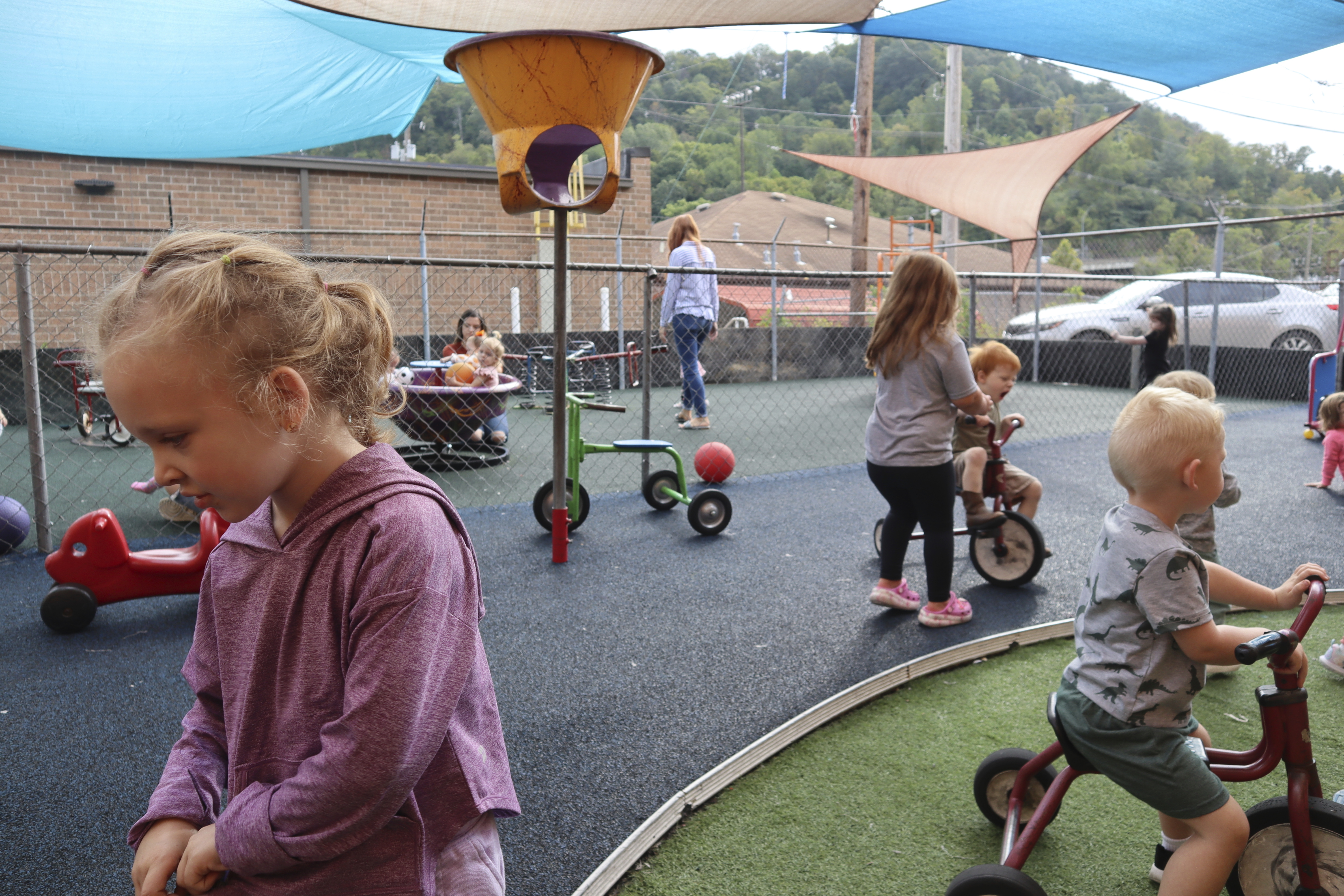 Броят на канадските деца в детските заведения нараства но този