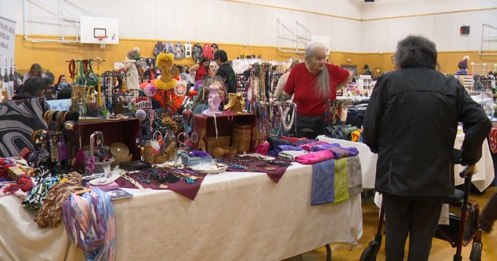 Местният коледен базар празнува духа на общността в Северен Ванкувър