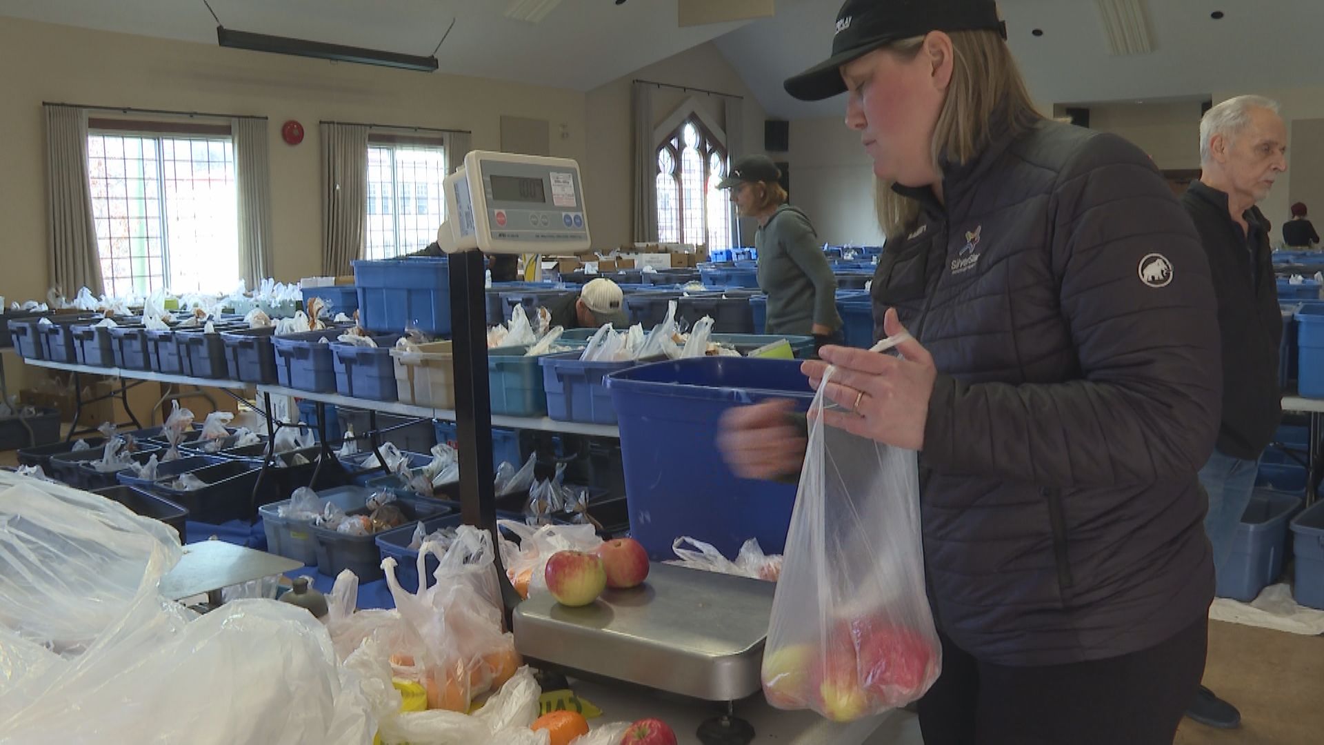 Само за два дни повече от 1500 кутии за храна