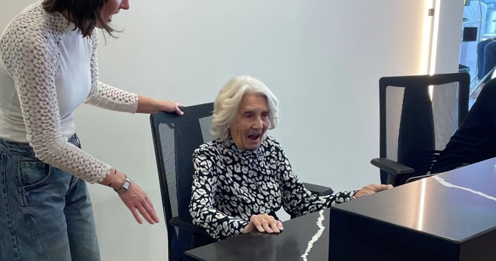 Жизнена 100-годишна жителка на Калгар доказва, че никога не е