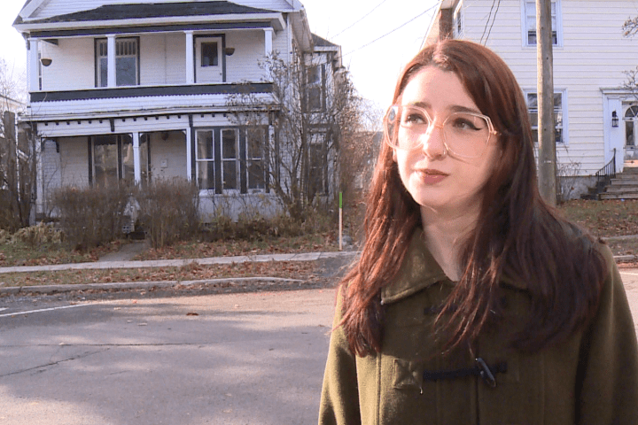 ‘They kind of blew it’: N.B. couple says province let them down in fight with landlord