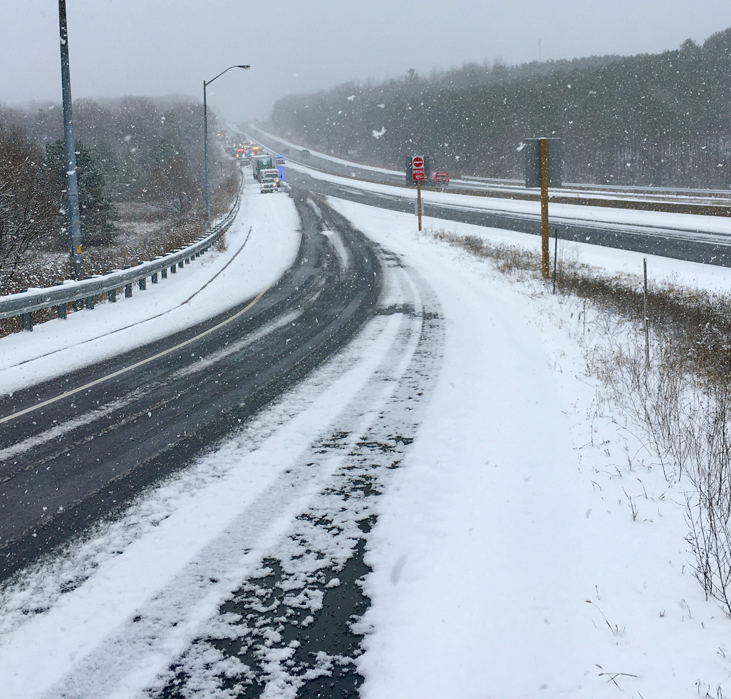 Участък от магистрала 115 и магистрала 35 южно от Питърбъро
