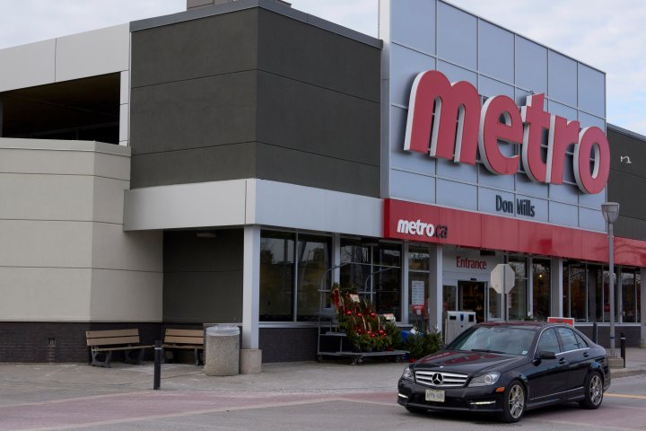 Metro says Loblaw conspired to implicate it in bread price-fixing scheme