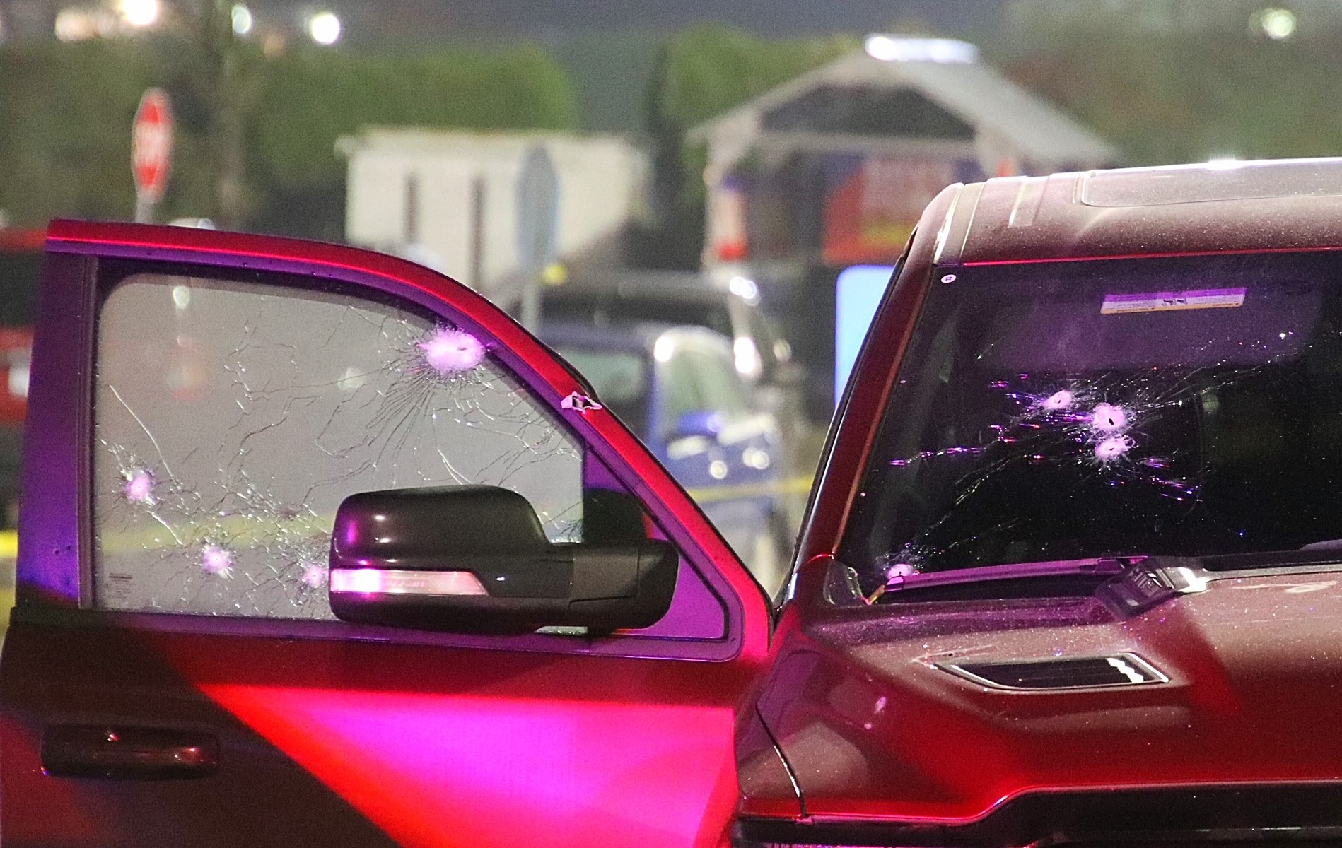 Мъж беше изпратен в болница със сериозни наранявания след като