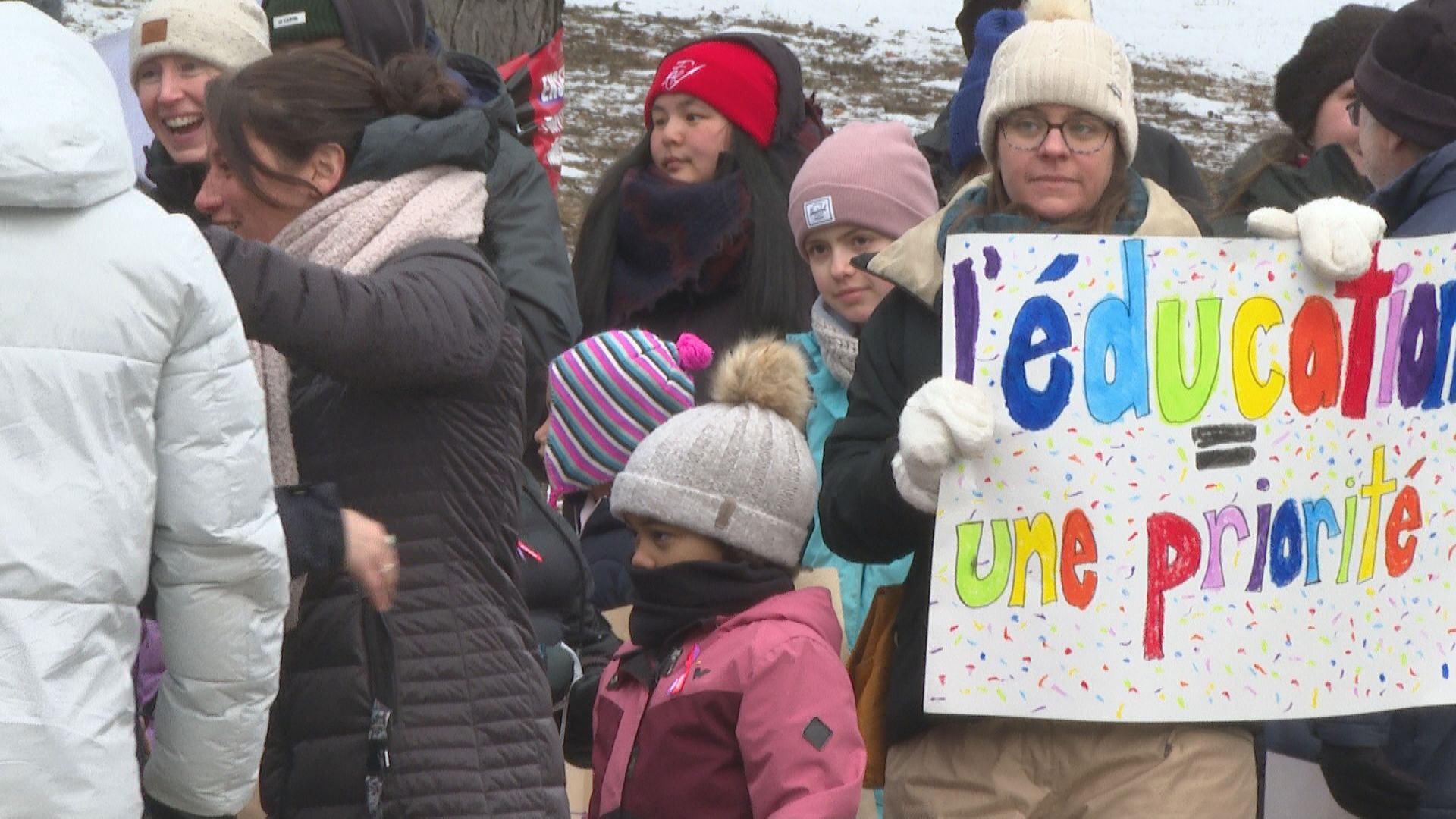 ‘We need a resolution’: Montreal parents join striking teachers on picket line