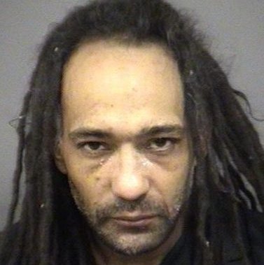 Мъж от Мисисага е арестуван и обвинен след като се