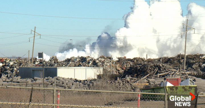 Пожарът в Regina в Wheat City Metals официално изчезна