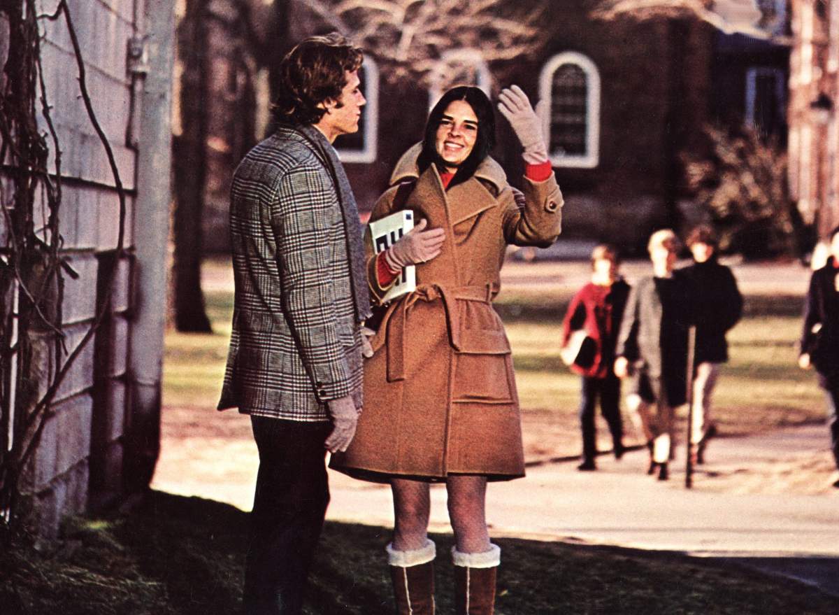 LOVE STORY, Ryan O’Neal, Ali MacGraw, 1970