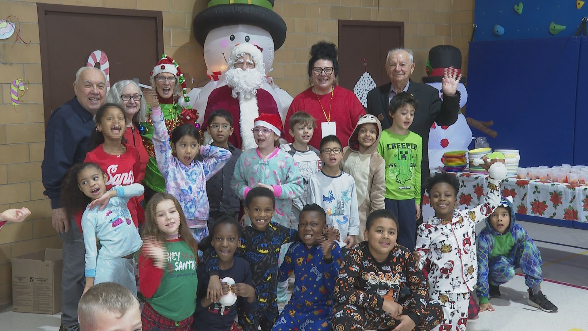 Generations Foundation brings joy and Santa Claus to Montreal elementary school