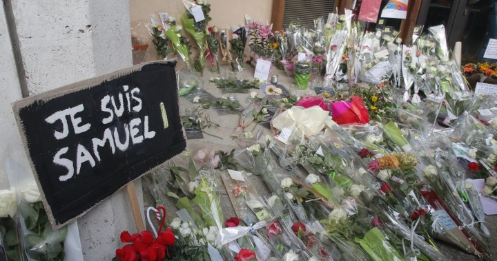 Френски тийнейджъри осъдени за роли в убийството на учител от ислямски екстремист