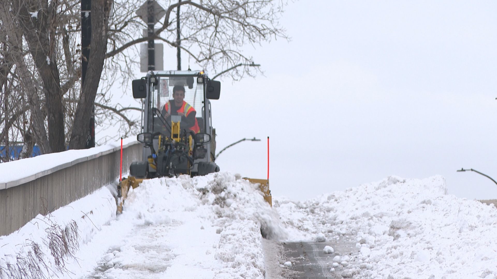 От най големите до най малките пълният арсенал от тежки машини на