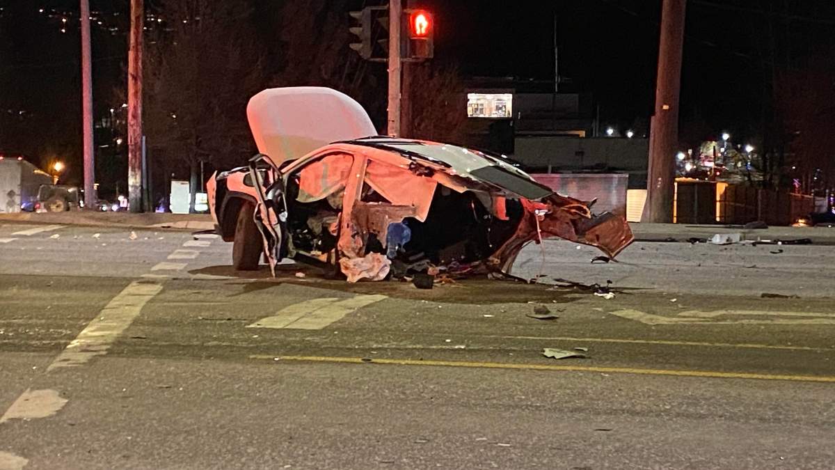 A serious crash in Lake Country closed the highway Thursday evening.