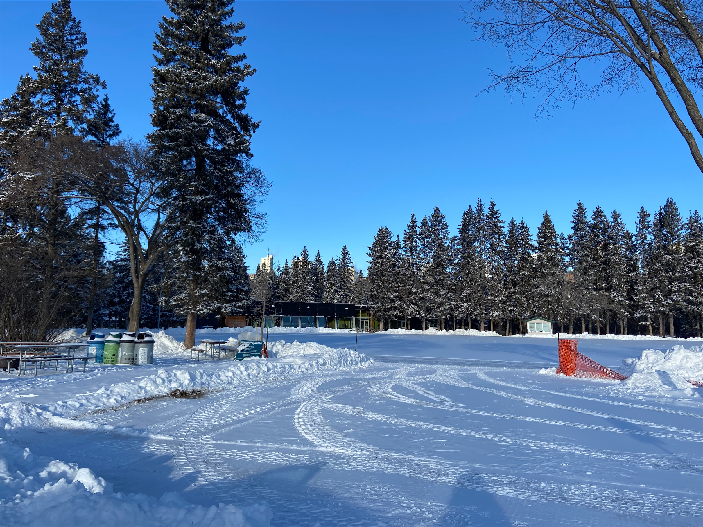 След най топлия декември в историята на жителите на Едмънтън ще