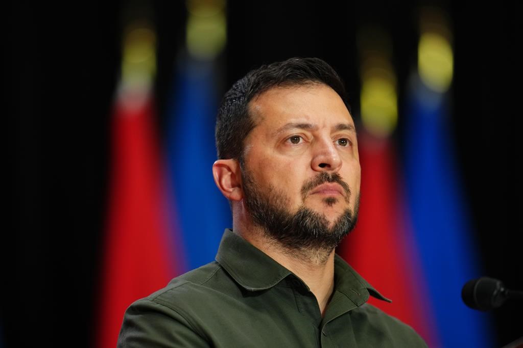 Украинският президент Володимир Зеленски се срещна с украинския висш генерал