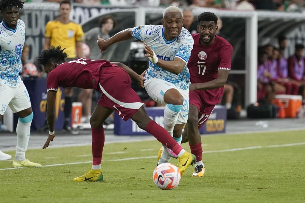 Дейби Флорес международен полузащитник от Хондурас израснал по улиците на