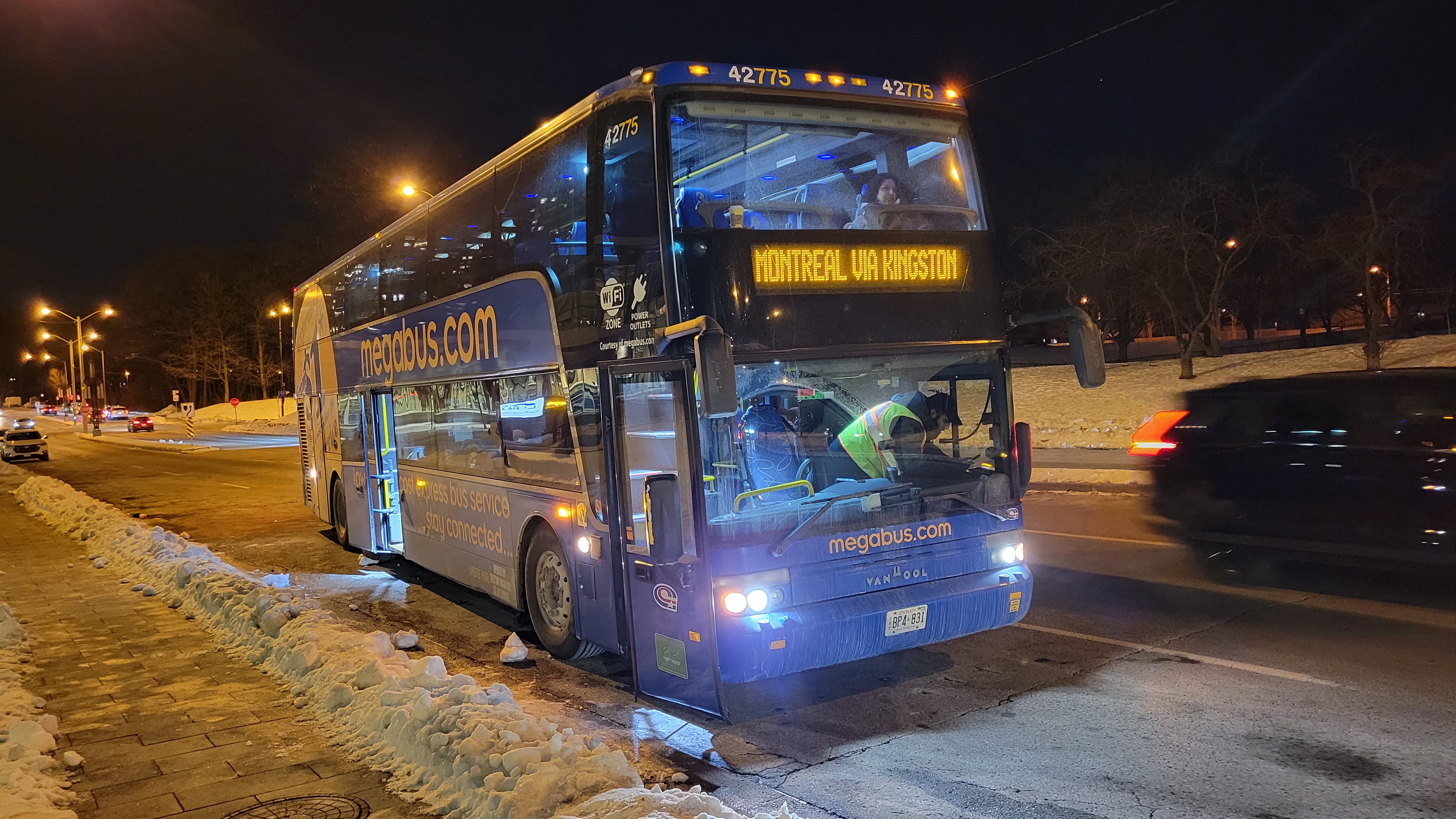 Полицията в Торонто съобщи че е арестувала човек който е