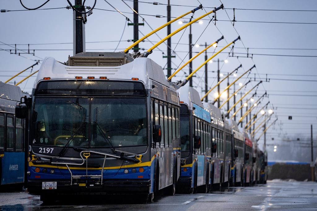 Metro Vancouver bus, SeaBus services resume Wednesday morning