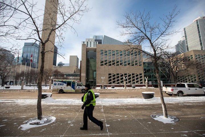 Mayor, some staff returning to Edmonton City Hall next week after shooting closed building