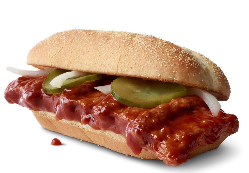 McDonald’s е изправен пред колективен иск за „измамно“ месо от McRib