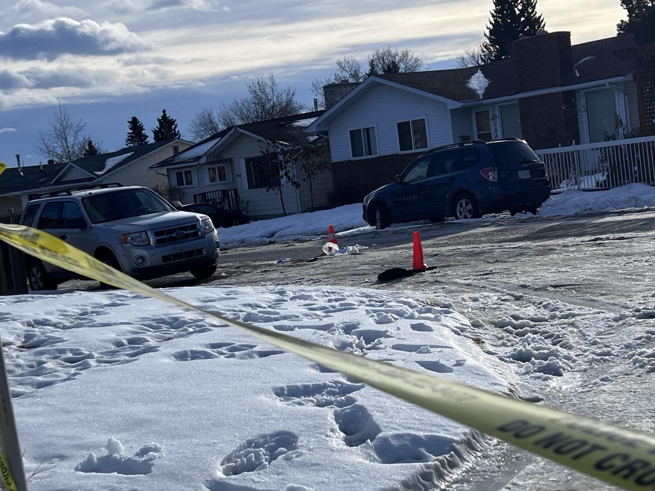 Полицията в Калгари разследва блъскане и бягство в североизточната част