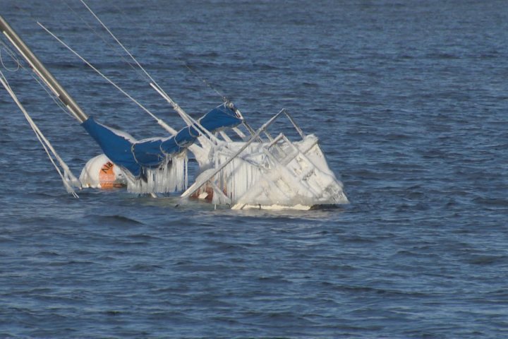 Almost a dozen sailboats fully or partially submerged in Okanagan Lake amid cold snap