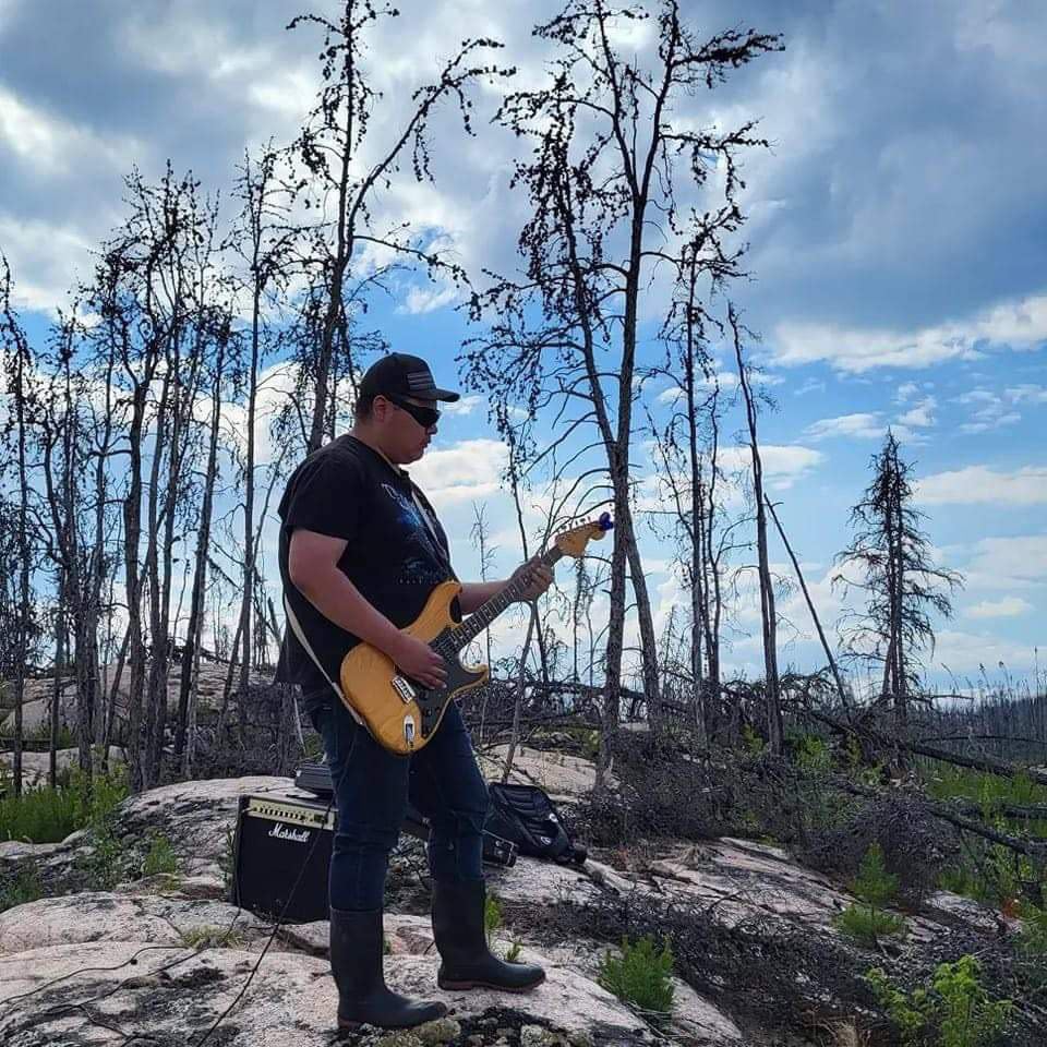 A photo of Howie Benwell.