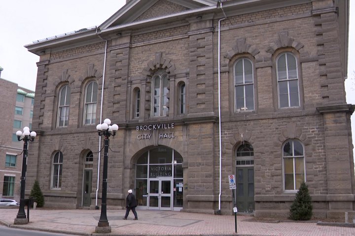 Brockville Mayor responds to local MP, MPP’s open letter: ‘Holiday publicity stunts’