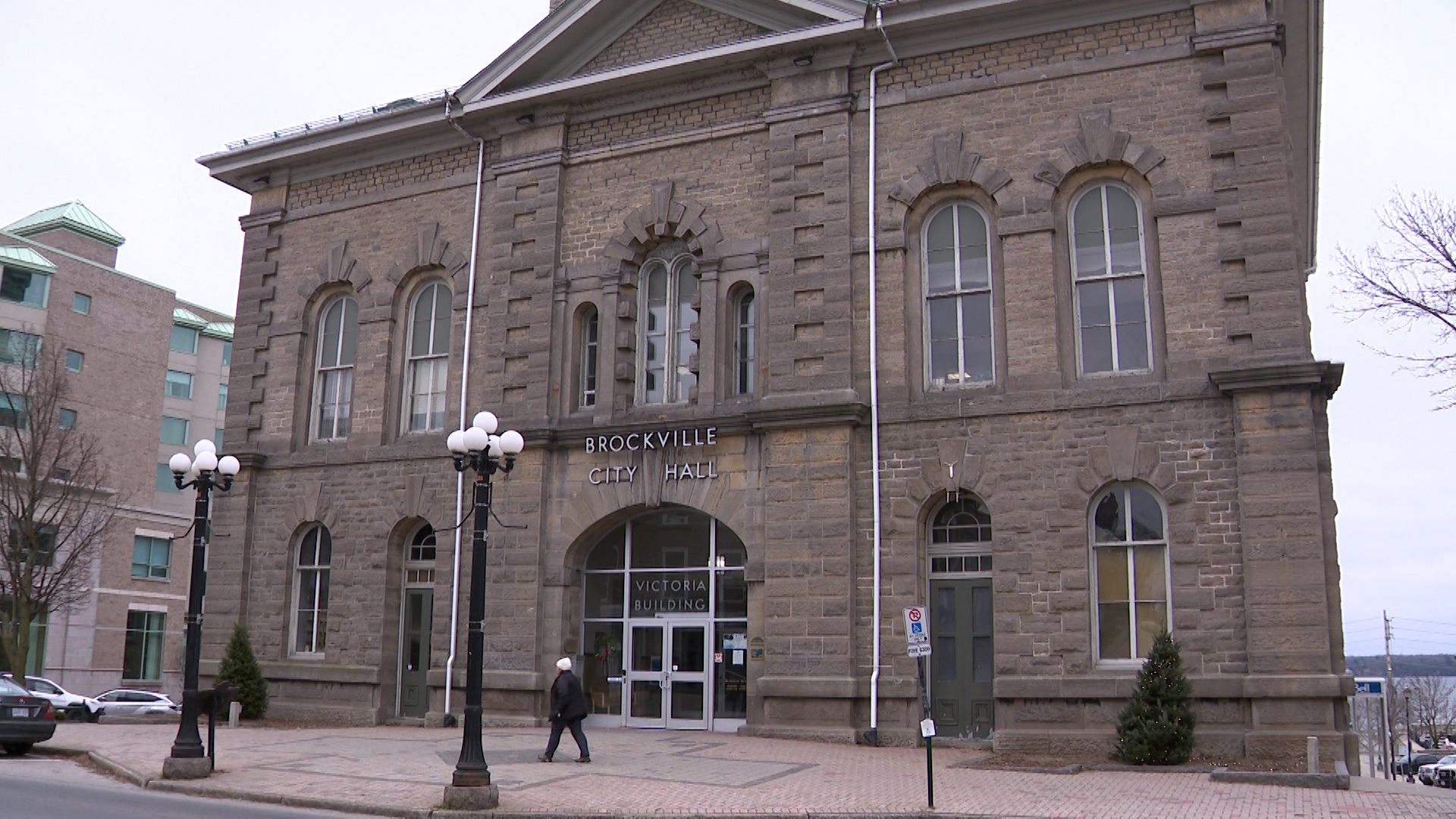 Brockville Mayor responds to local MP, MPP’s open letter: ‘Holiday publicity stunts’