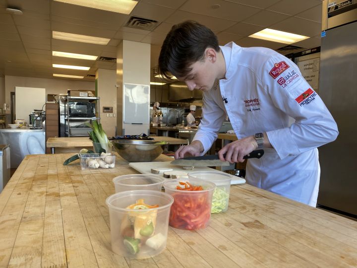 Their Jaws Dropped Calgary Chef Wins Major Cooking Competition In   CHEF 