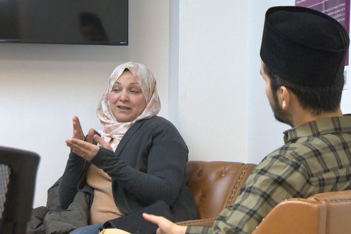 Muslim community in Montreal holds open house to help dispel misconceptions