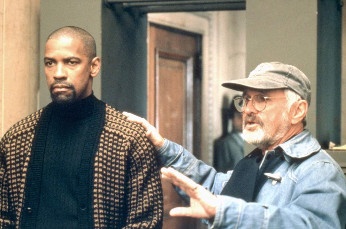 THE HURRICANE, Denzel Washington, director Norman Jewison, on set, 1999. (c) Universal Pictures/ Courtesy: Everett Collection.