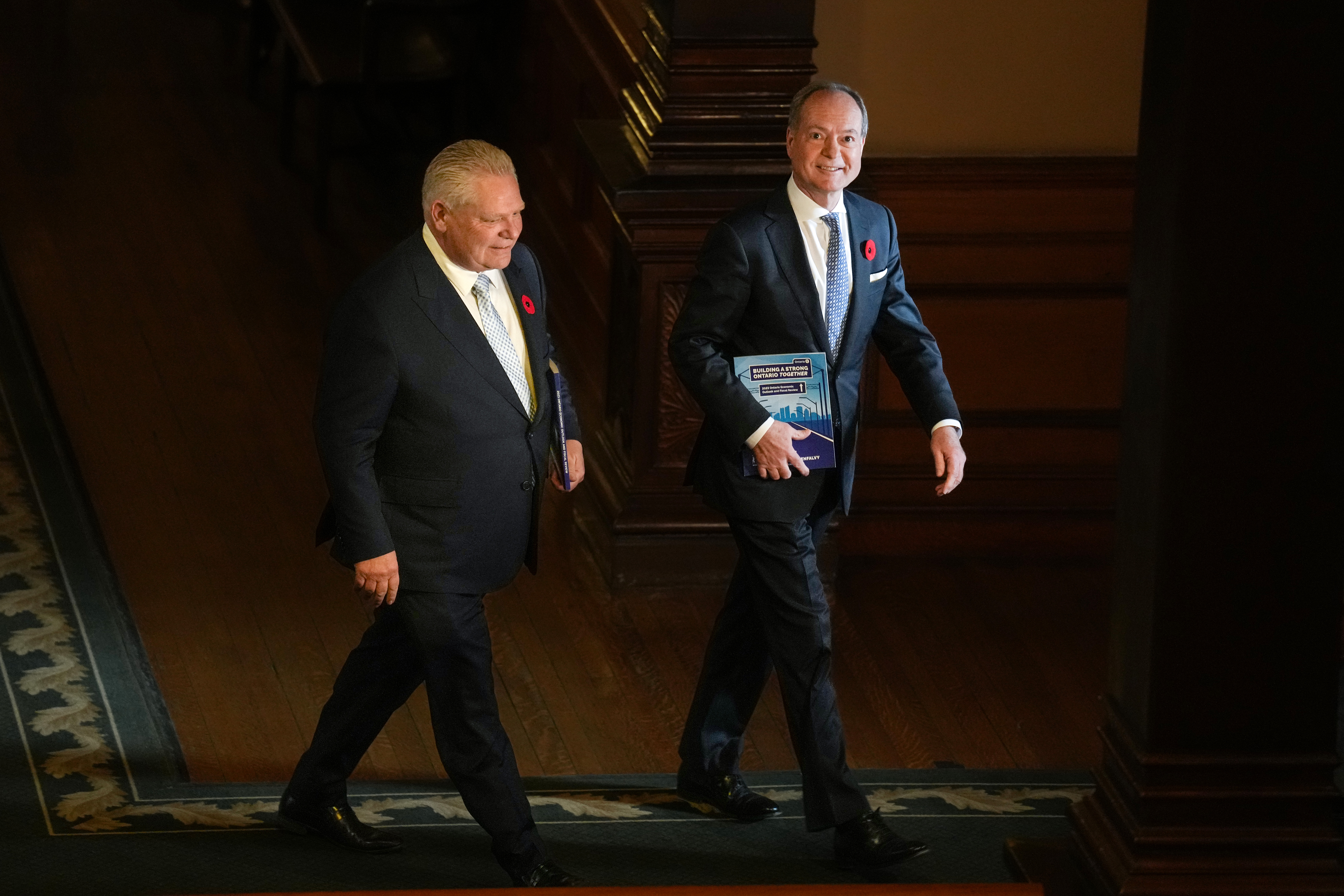 Тъй като Торонто предлага двуцифрено увеличение на данъка върху имотите