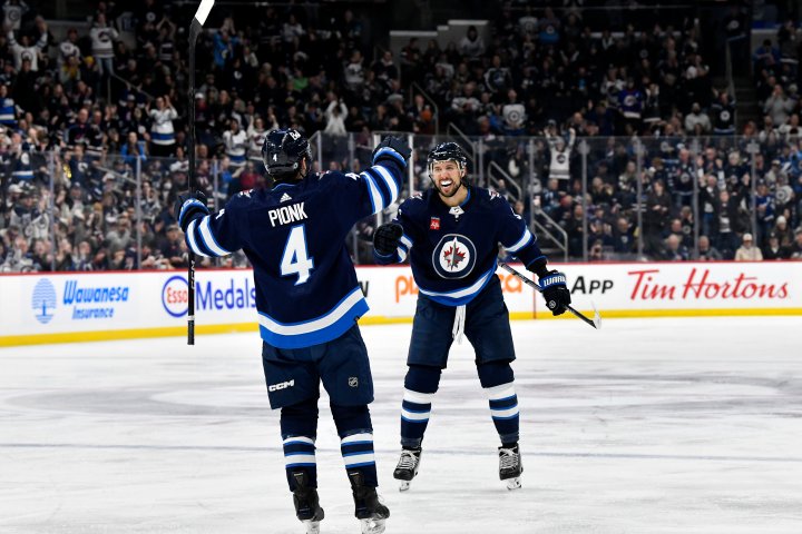 Winnipeg Jets start 2024 with 4-2 win over Tampa Bay