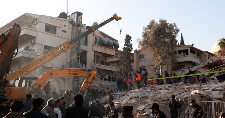 Израелски удар срещу сирийската столица в събота разруши сграда използвана
