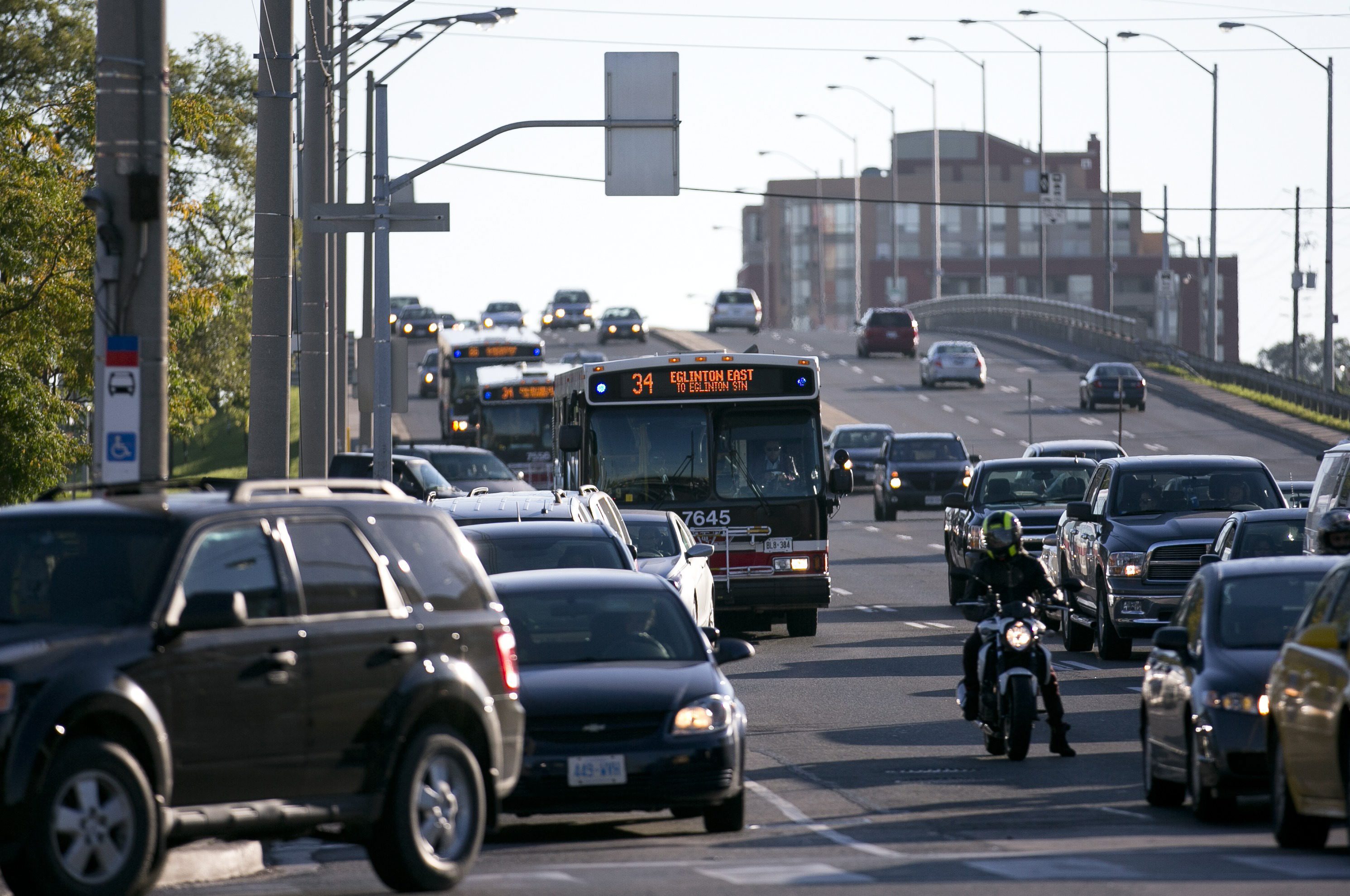 Пътуващите могат да останат без никаква смислена замяна на изведения
