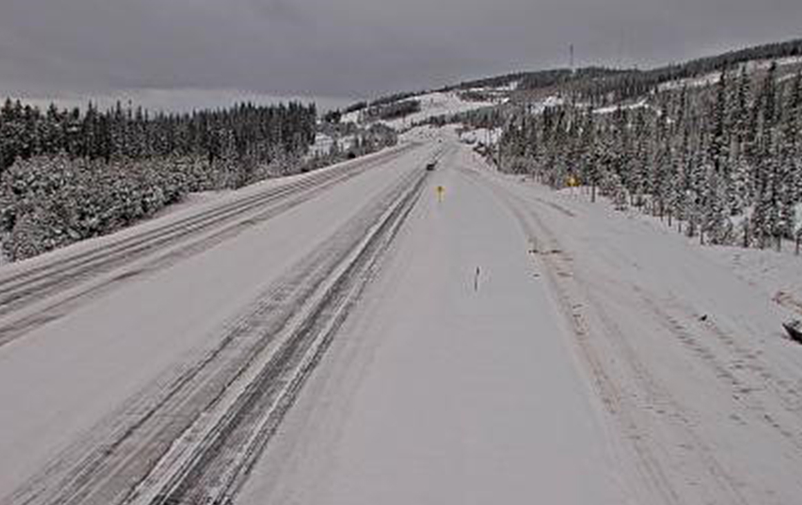 Обикновено яки противници Келоуна Рокетс се притекоха на помощ на