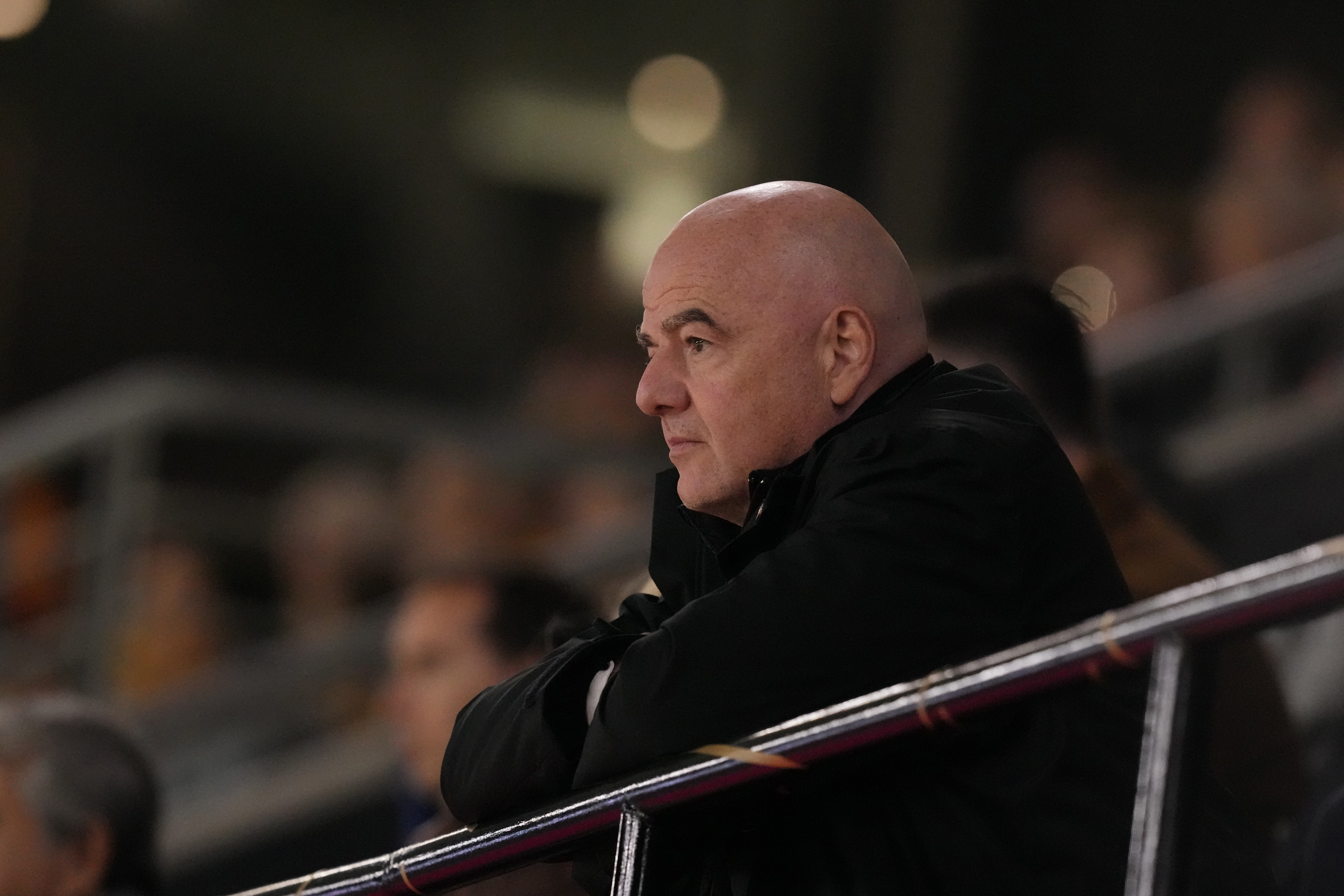 Вратарят на Милан Майк Мейнян казва че твърде много хора