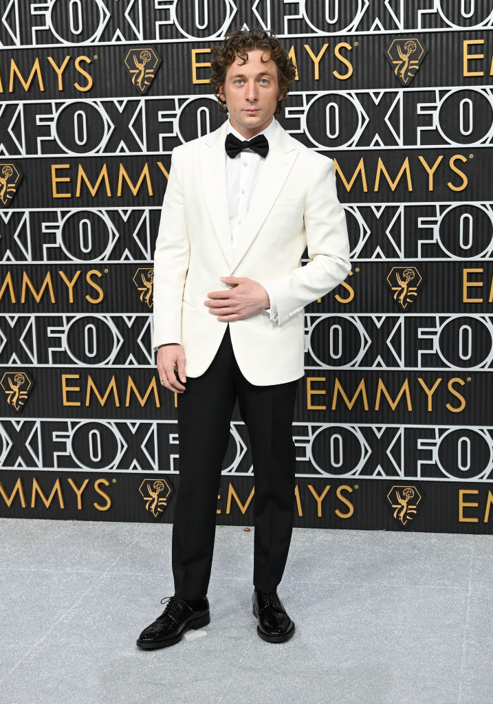 Jeremy Allen White at the 75th Primetime Emmy Awards held at the Peacock Theater on January 15, 2024 in Los Angeles, California.