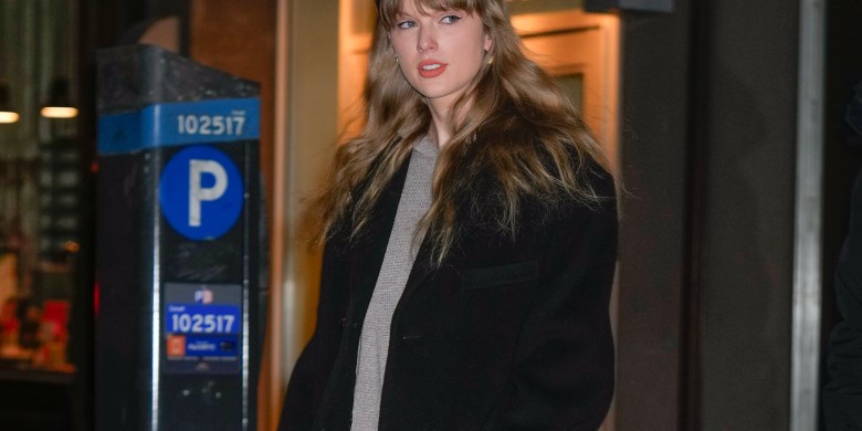Taylor Swift's alleged stalker arrested twice in 3 days outside star's home: Reports