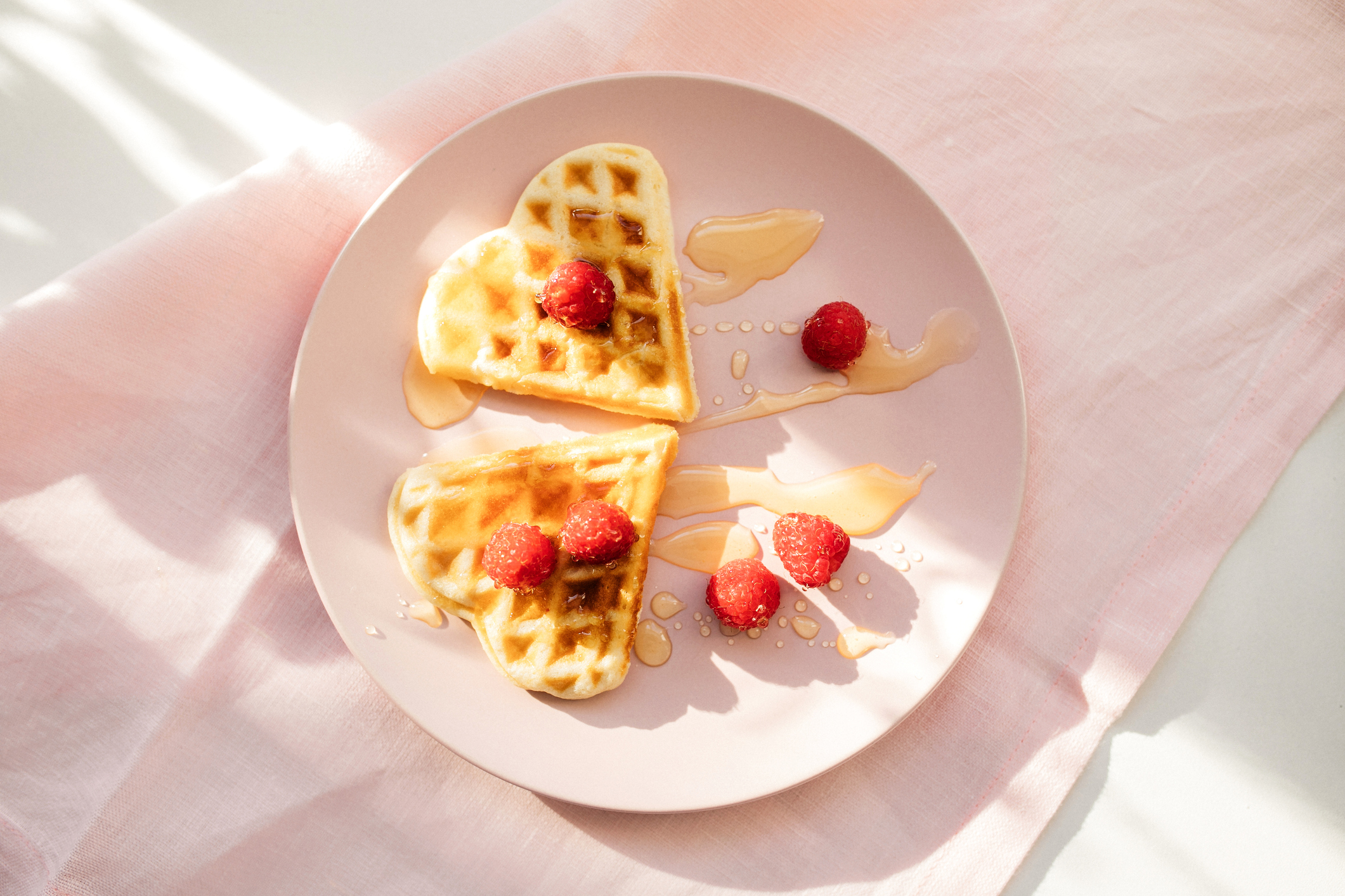 Кураторът самостоятелно решава какви теми и продукти представяме Когато закупите