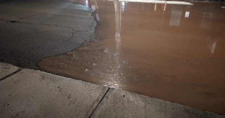 汉密尔顿市报告每年水管爆裂事件减少，尽管在两天内修复了4处破损点