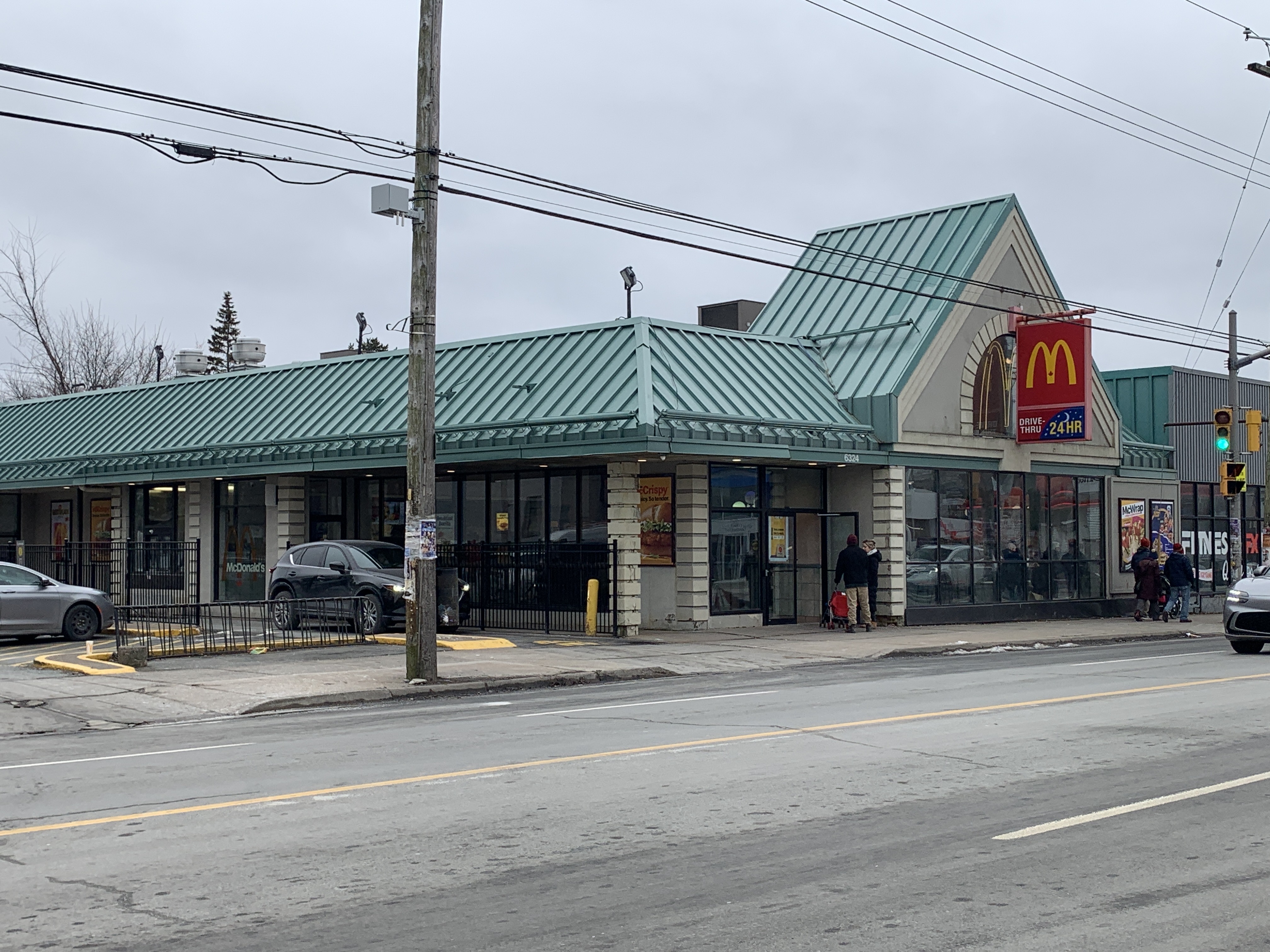 ‘End of an era’: Halifax residents reminisce as iconic Quinpool McDonald’s closes
