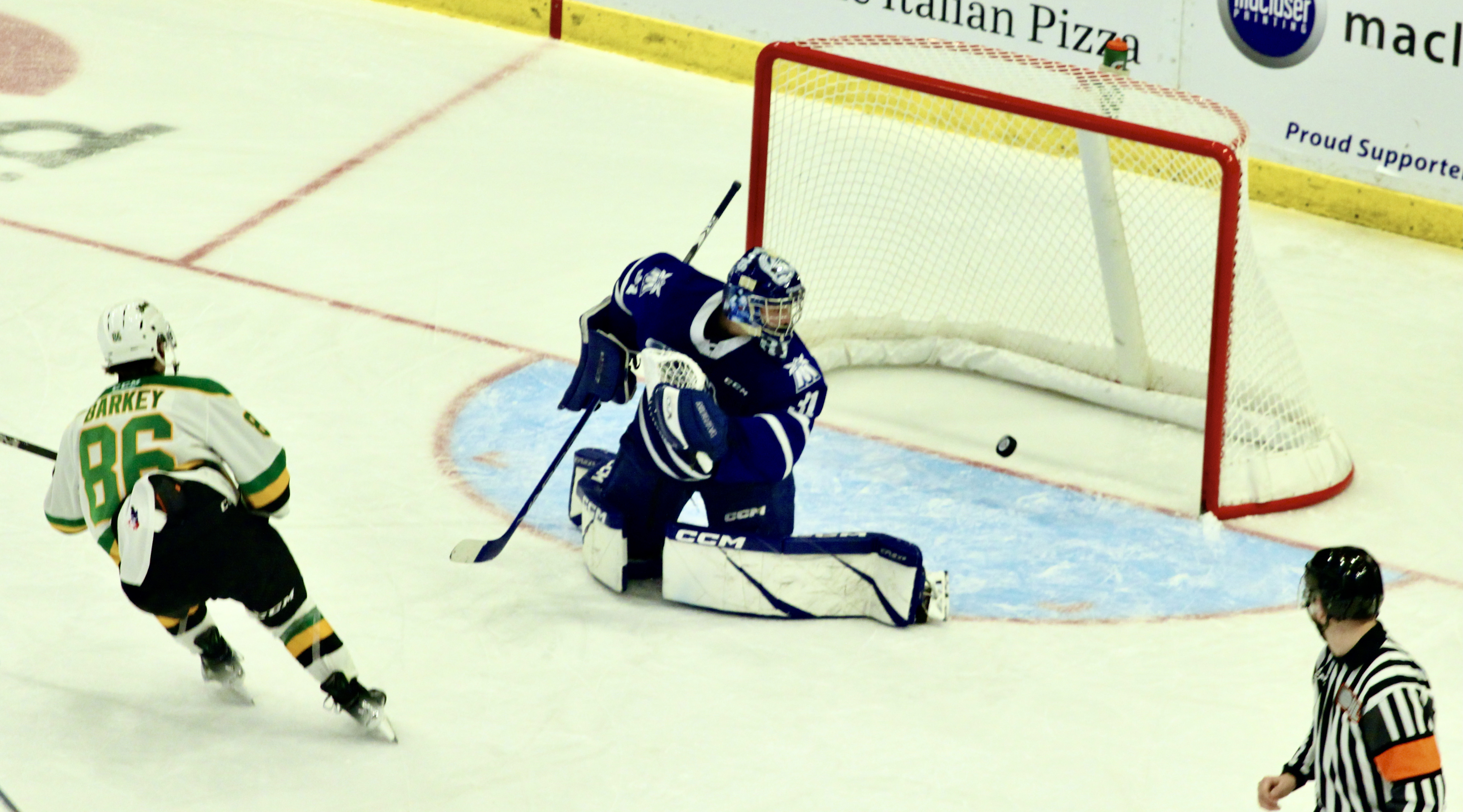 20 ият гол на Денвър Барки за сезона позволи на Лондон