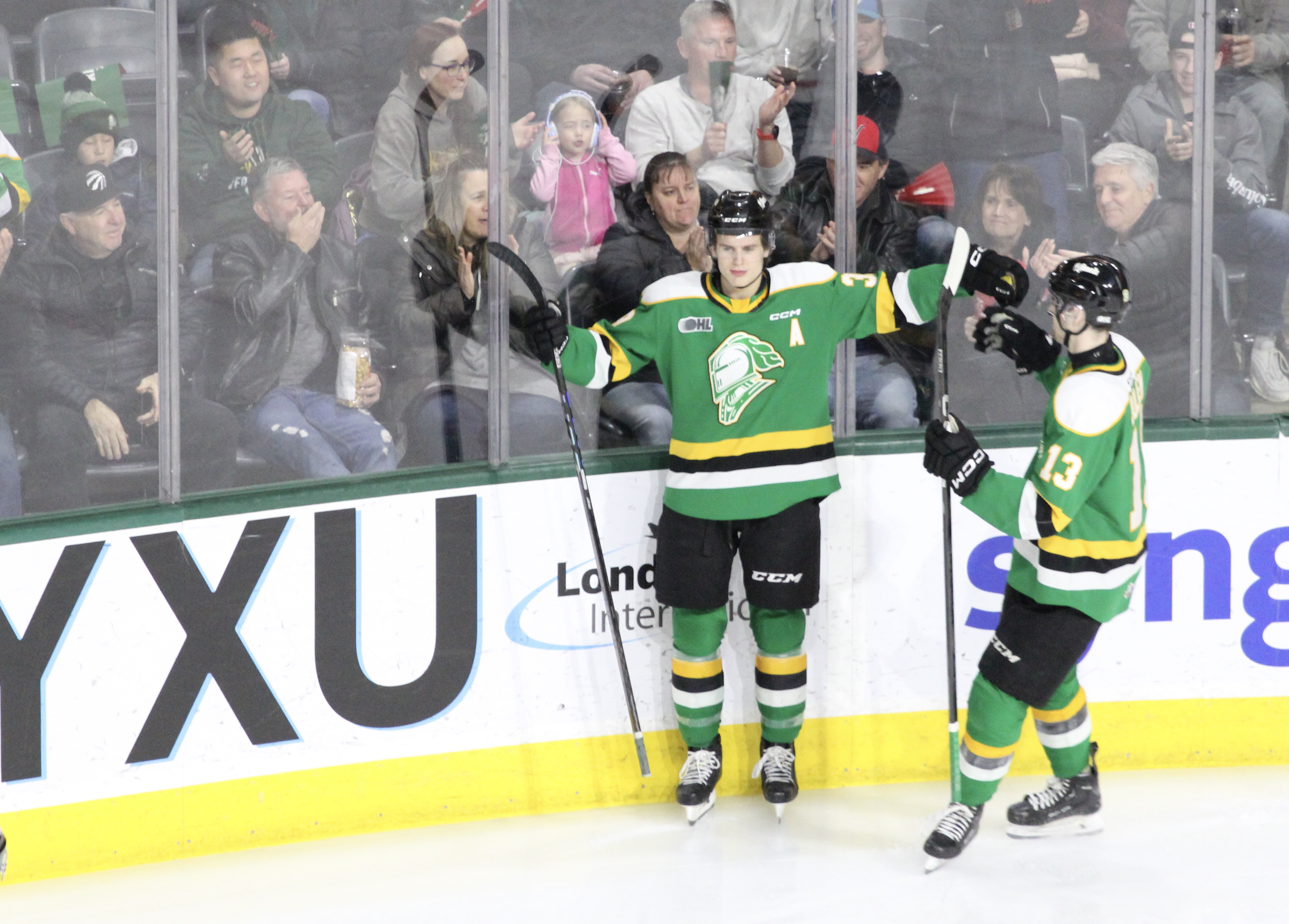 Майкъл Симпсън направи 28 спасявания за втория си shutout за