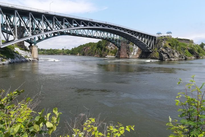 Human remains discovered along Saint John River, police investigate