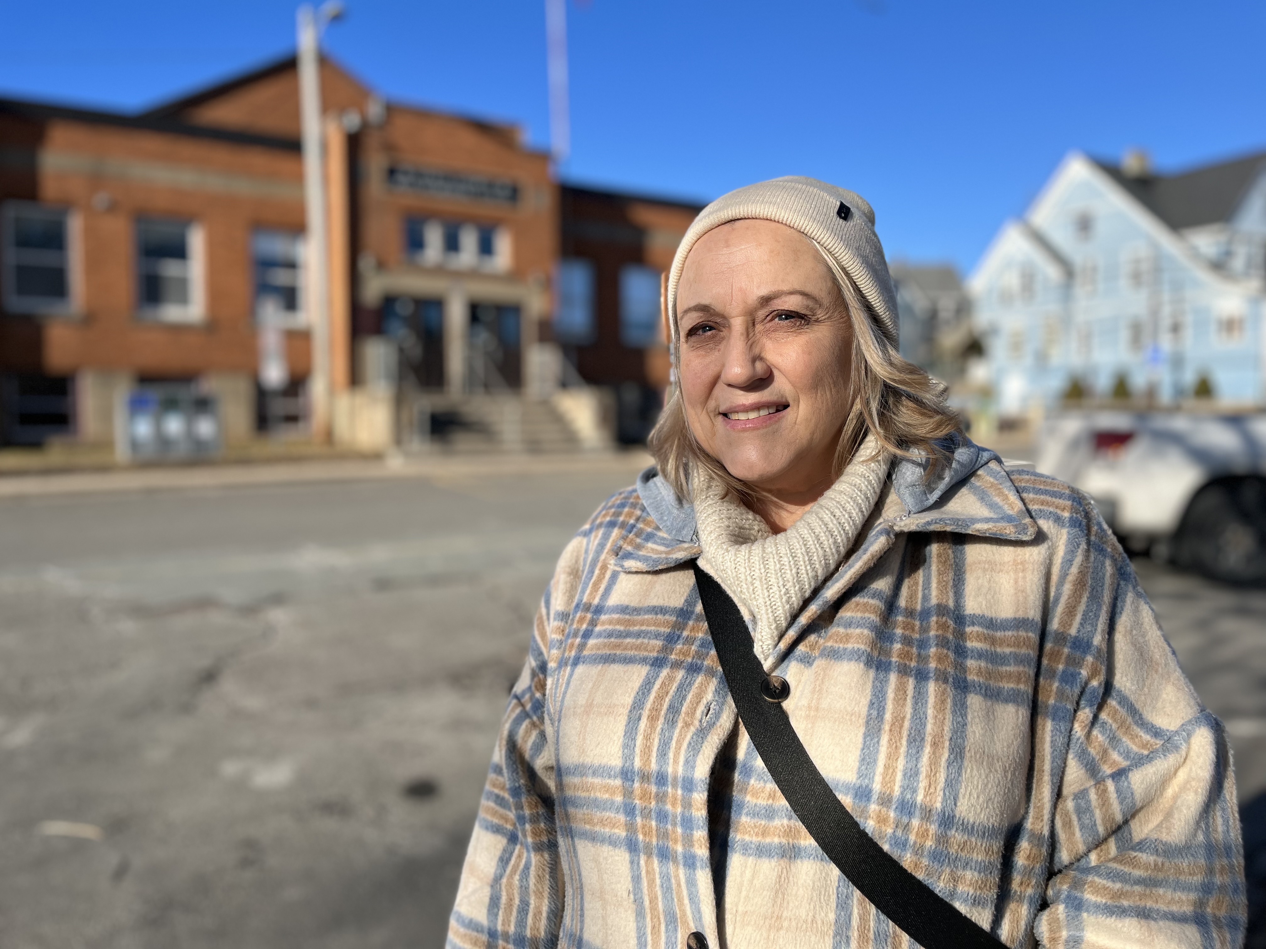 Nova Scotia volunteers open new warming centre to keep people out of the cold