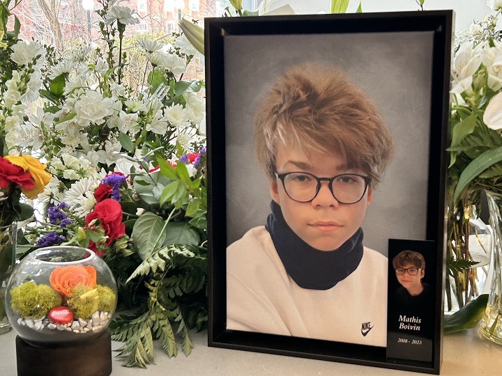 Кристиан Бойвин скърби за загубата на 15 годишния си син Матис който