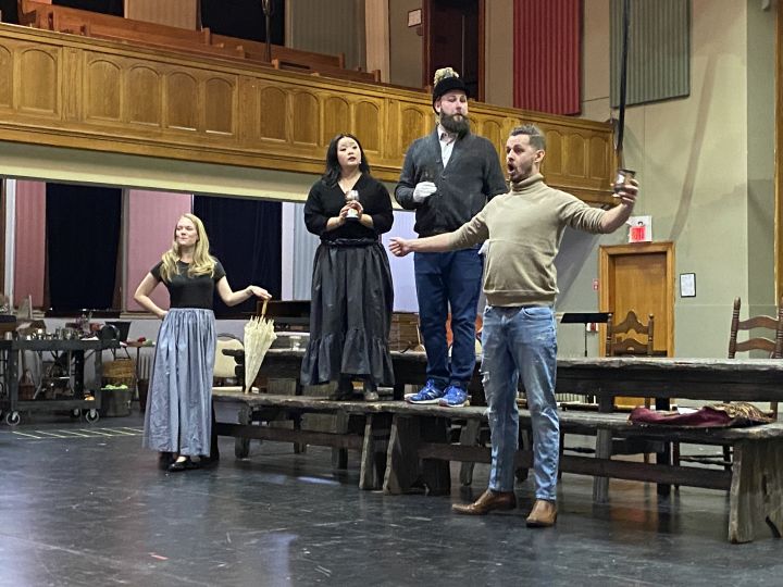 Това е много вълнуващо време за някои талантливи млади певци