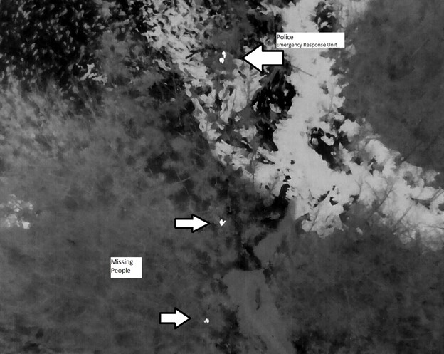 Двама мъже изгубени с часове в гората край Белвил Онтарио